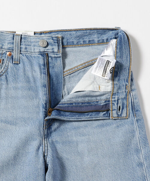 Ray BEAMS（レイビームス）の「LEVI’S(R) / Math Club フレア デニムパンツ（デニムパンツ・レディース・サックスブルー/ブルー系その他3・25inch/27inch/26inch）」の5枚目の写真