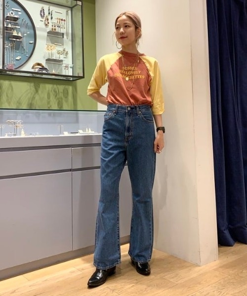 Ray BEAMS（レイビームス）の「LEVI’S(R) / Math Club フレア デニムパンツ（デニムパンツ・レディース・サックスブルー/ブルー系その他3・25inch/27inch/26inch）」の13枚目の写真