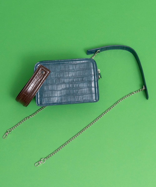 MAISON SPECIAL（メゾンスペシャル）の「2WAYスクエアブランコバッグ【MAISON SPECIAL/メゾンスペシャル】（ショルダーバッグ・レディース・ブラック/ブルー/グリーン・FREE）」の4枚目の写真