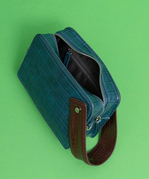 MAISON SPECIAL（メゾンスペシャル）の「2WAYスクエアブランコバッグ【MAISON SPECIAL/メゾンスペシャル】（ショルダーバッグ・レディース・ブラック/ブルー/グリーン・FREE）」の7枚目の写真