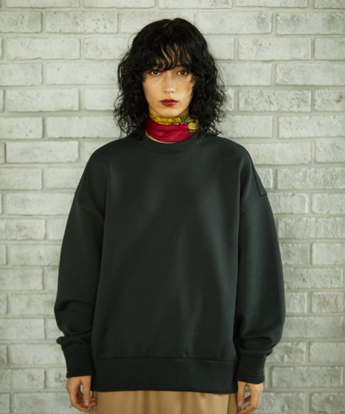 TAUPE（トープ）の「【TAUPE/トープ】 ニットソーヘビーウェイトクルースウェット（スウェット・メンズ・ダークグレー/ライトベージュ/パープル・2/3）」の6枚目の写真