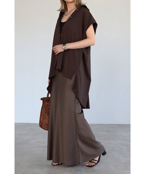 Bonjour Sagan（ボンジュールサガン）の「サテンフレアロングスカート（スカート・レディース・チャコールグレー/グレイッシュベージュ・FREE）」の22枚目の写真