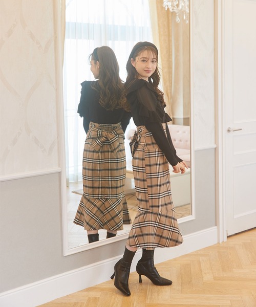 MIIA（ミーア）の「袖ラッフルニット（ニット/セーター・レディース・ブラック/ベージュ/パープル・FREE）」の4枚目の写真