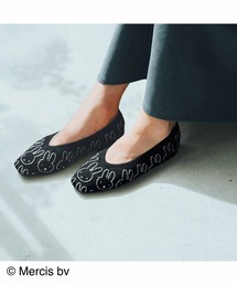 リブ　イン　コンフォート×ｍｉｆｆｙ　足取りも軽やかな　ニットジャカードシューズ〈ブラック〉