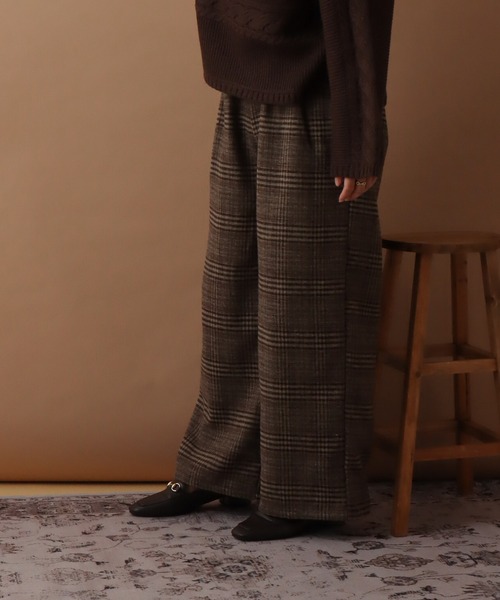 libelle more(リベル モア)の「先染めチェック2タックパンツ(その他パンツ・レディース・グレー/ベージュ/ブラウン・M/L)」の5枚目の写真