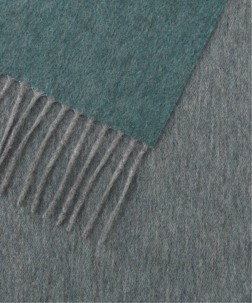 EDIFICE(エディフィス)の「EDIFICE オリジナル リバーシブル カシミアマフラー(マフラー・メンズ・ブラック/ネイビー/ブラウン/サックスブルー/キャメル・FREE)」の13枚目の写真