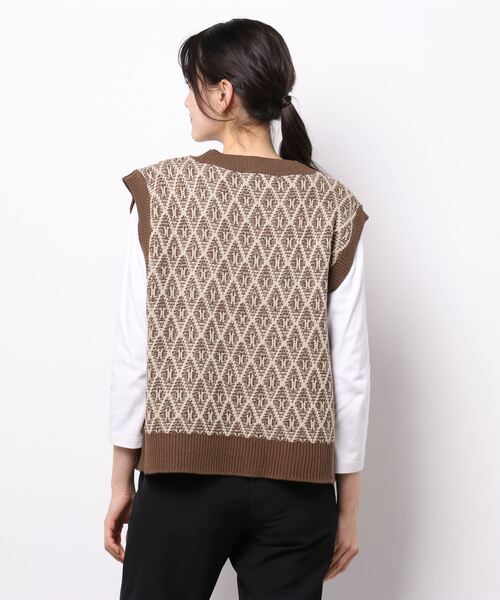 Lugnoncure（ルノンキュール）の「ジャカード編みベスト（ベスト・レディース・カーキ/グレー/ブラウン・ﾌﾘ-）」の5枚目の写真