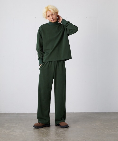 FEKETE（フェケテ）の「FEKETE MADE HI-NECK LOGO SWEATSHIRT (SET-UP)（スウェット・メンズ・ブラック/グリーン・FREE）」の17枚目の写真