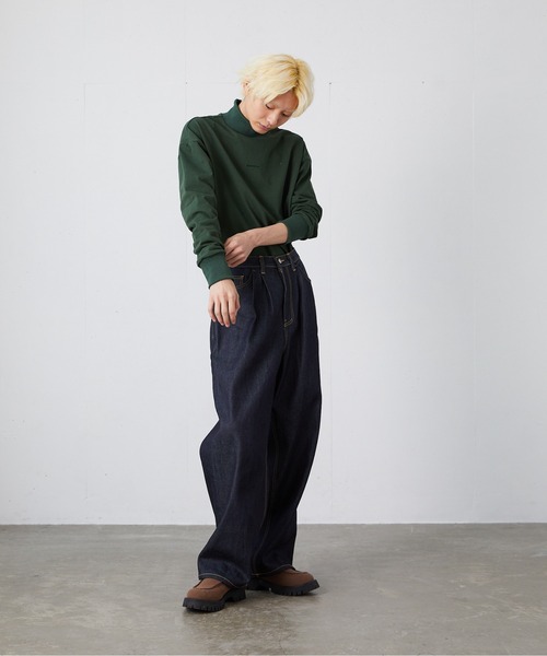 FEKETE（フェケテ）の「FEKETE MADE HI-NECK LOGO SWEATSHIRT (SET-UP)（スウェット・メンズ・ブラック/グリーン・FREE）」の20枚目の写真