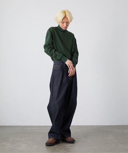 FEKETE（フェケテ）の「FEKETE MADE HI-NECK LOGO SWEATSHIRT (SET-UP)（スウェット・メンズ・ブラック/グリーン・FREE）」の21枚目の写真