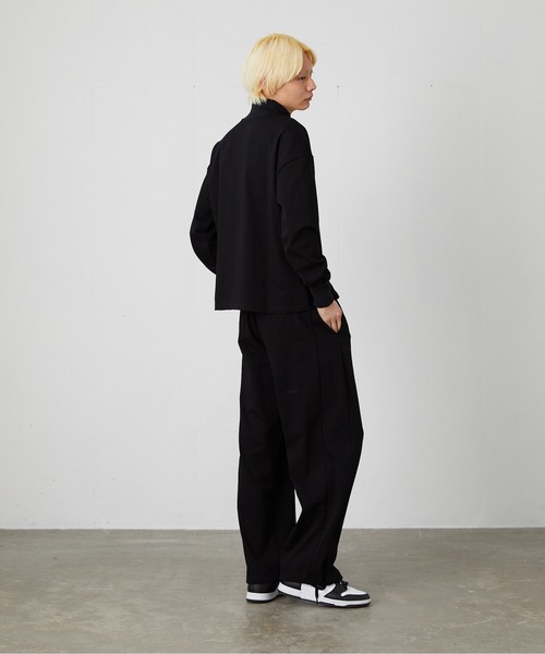 FEKETE（フェケテ）の「FEKETE MADE HI-NECK LOGO SWEATSHIRT (SET-UP)（スウェット・メンズ・ブラック/グリーン・FREE）」の16枚目の写真
