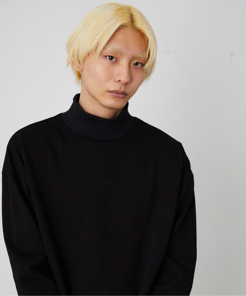 FEKETE（フェケテ）の「FEKETE MADE HI-NECK LOGO SWEATSHIRT (SET-UP)（スウェット・メンズ・ブラック/グリーン・FREE）」の12枚目の写真