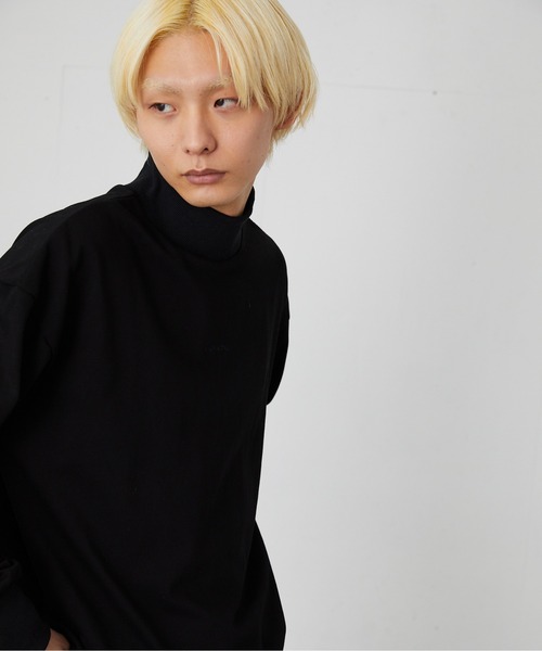 FEKETE（フェケテ）の「FEKETE MADE HI-NECK LOGO SWEATSHIRT (SET-UP)（スウェット・メンズ・ブラック/グリーン・FREE）」の13枚目の写真