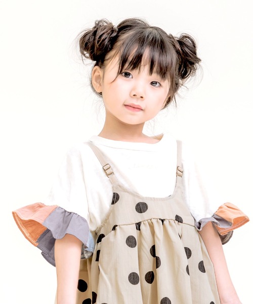 DILASH(ディラッシュ)の「切替えフレアスリーブTシャツ(Tシャツ/カットソー・キッズ・チャコール/キナリ・90/100/110/120/80/130/140)」の2枚目の写真