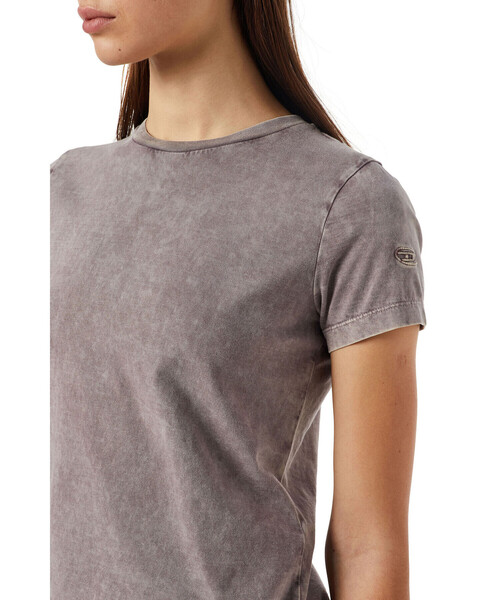 DIESEL(ディーゼル)の「レディース Tシャツ クルーネック 半袖 製品染め(Tシャツ/カットソー・レディース・パープル/オレンジ/イエロー・SMALL/LARGE/MEDIUM/X-LARGE)」の19枚目の写真