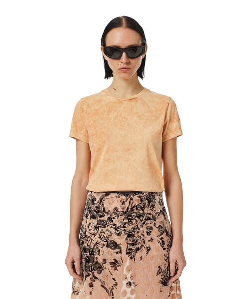 DIESEL(ディーゼル)の「レディース Tシャツ クルーネック 半袖 製品染め(Tシャツ/カットソー・レディース・パープル/オレンジ/イエロー・SMALL/LARGE/MEDIUM/X-LARGE)」の3枚目の写真