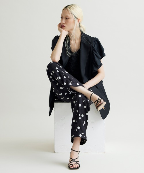 NOISE MAKER（ノイズメーカー）の「フリルスリーブレスジャケット（ベスト・レディース・ブラック/マスタード・38/36）」の14枚目の写真