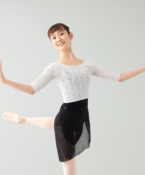 Chacott フラワーレース五分袖ニット ピンク Chacott（チャコット）の「フラワーレース五分袖ニットトップ
