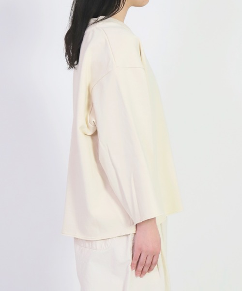 ARTEPOVERA（アルテポーヴェラ）の「[ARTE POVERA] 21sp10 30/裏毛 Vネック８分袖トレーナー（Tシャツ/カットソー・レディース・ホワイト系その他・FREE）」の3枚目の写真