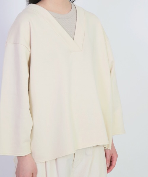 ARTEPOVERA（アルテポーヴェラ）の「[ARTE POVERA] 21sp10 30/裏毛 Vネック８分袖トレーナー（Tシャツ/カットソー・レディース・ホワイト系その他・FREE）」の5枚目の写真