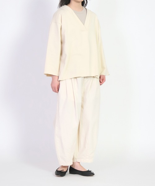 ARTEPOVERA（アルテポーヴェラ）の「[ARTE POVERA] 21sp10 30/裏毛 Vネック８分袖トレーナー（Tシャツ/カットソー・レディース・ホワイト系その他・FREE）」の9枚目の写真