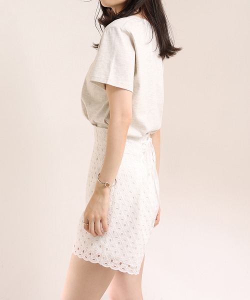 one after another NICE CLAUP（ワンアフターアナザーナイスクラップ）の「ロゴ刺しゅうTee（Tシャツ/カットソー・レディース・オフホワイト/ピンク/オートミール/ブラック・FREE）」の11枚目の写真