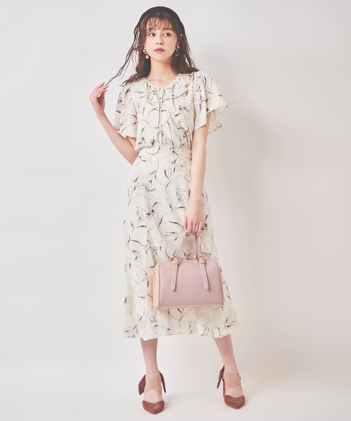 SET(セット)の「《WEB限定》フラワーシアーセットアップ(ワンピース・レディース・ブラック/ピンク/オフホワイト・38/36)」の4枚目の写真