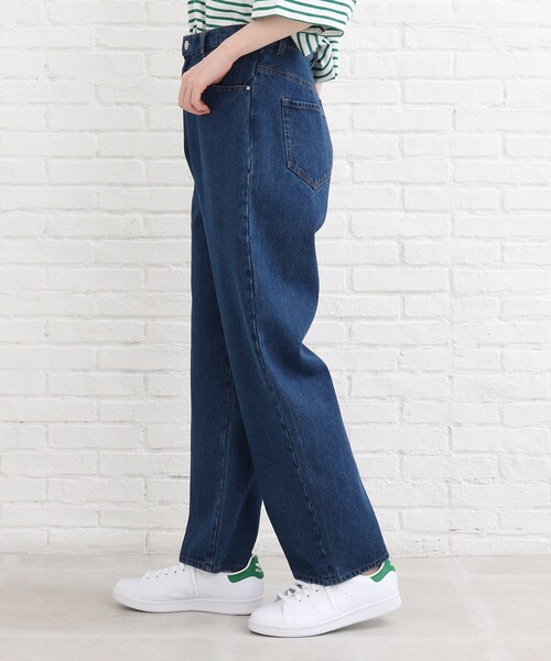 SHOO・LA・RUE（シューラルー）の「◆ワイドストレートデニムパンツ（デニムパンツ・レディース・ブルー/ダークネイビー・02/03/04）」の4枚目の写真