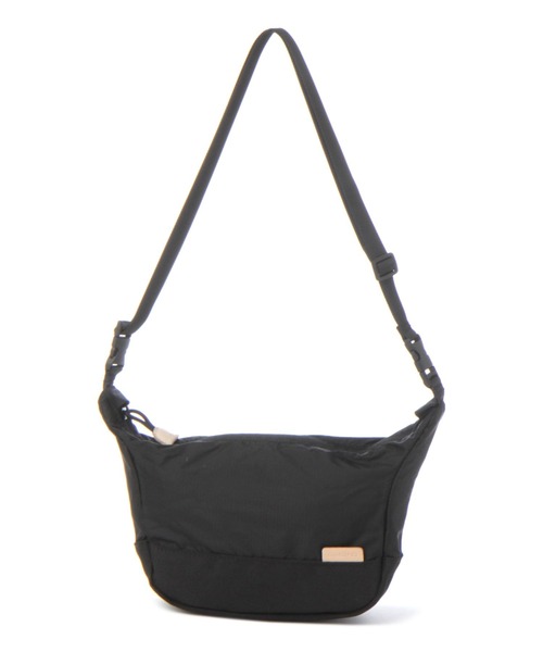 studio CLIP（スタディオクリップ）の「軽らくお散歩ポシェット（ショルダーバッグ・レディース・その他1/ピンク/グリーン/ブラック・FREE）」の2枚目の写真