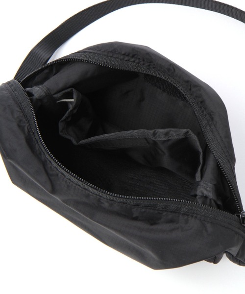 studio CLIP（スタディオクリップ）の「軽らくお散歩ポシェット（ショルダーバッグ・レディース・その他1/ピンク/グリーン/ブラック・FREE）」の6枚目の写真