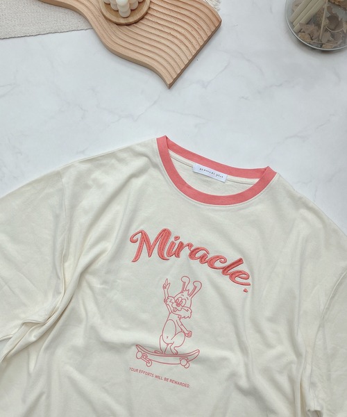 AS KNOW AS plus（アズノゥアズプラス）の「●スケボーラビット刺繍ロゴリンガーTシャツ（Tシャツ/カットソー・レディース・キナリ/チャコールグレー/オートミール/ミント・FREE）」の5枚目の写真