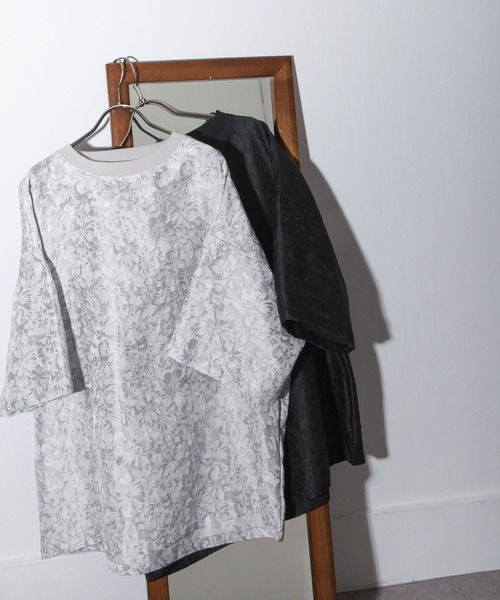 NILWAY(ニルウェイ)の「フラワージャガードプルオーバー(Tシャツ/カットソー・メンズ・ライトグレー/ブラック/グレイッシュベージュ・MEDIUM/LARGE)」の11枚目の写真