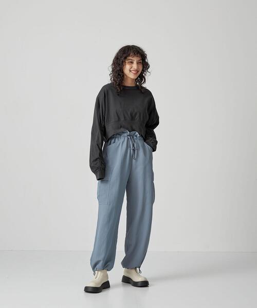 CITEN（シテン）の「＜CITEN＞ソデシャーリング クロップド Tシャツ（Tシャツ/カットソー・レディース・ブラック/オフホワイト/ケリー・FREE）」の21枚目の写真