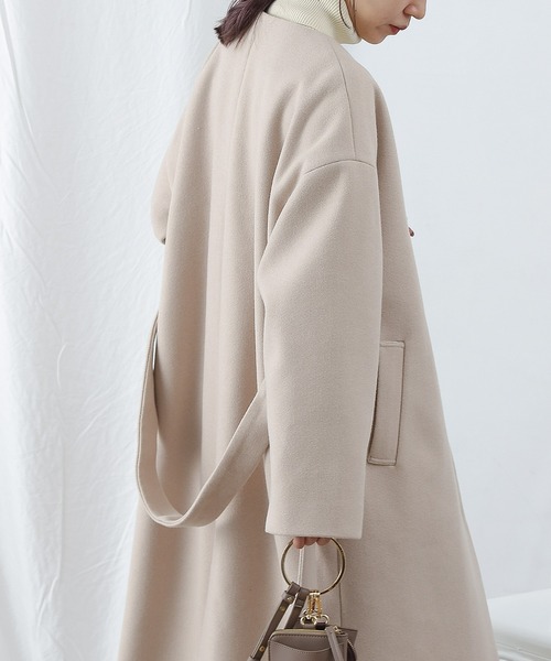 COLONY 2139（コロニートゥーワンスリーナイン）の「テックウールノーカラーコート（ノーカラーコート・レディース・グレイッシュベージュ/ブラック/ベージュ・LARGE/MEDIUM）」の6枚目の写真