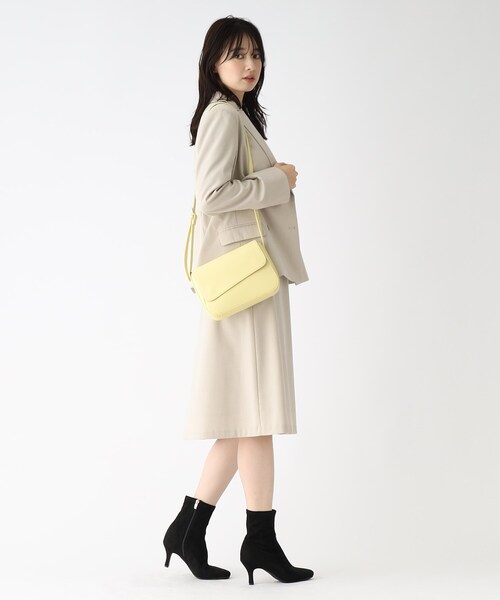 index(インデックス)の「◆アシンメトリーフラップミニショルダーバッグ(ショルダーバッグ・レディース・ブラック/オフホワイト/イエロー・00)」の5枚目の写真