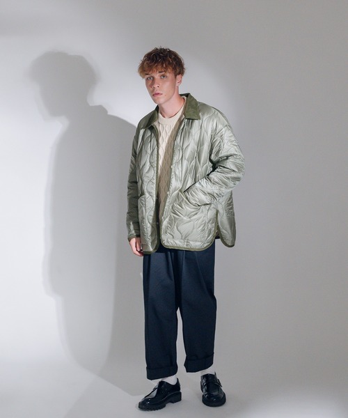 ONCILY(オンシェリー)の「SIDE SLIT QUILTING JACKET / サイドスリットキルティングジャケット(ダウンジャケット/コート・メンズ・オリーブ/ブラック・LARGE/MEDIUM)」の16枚目の写真