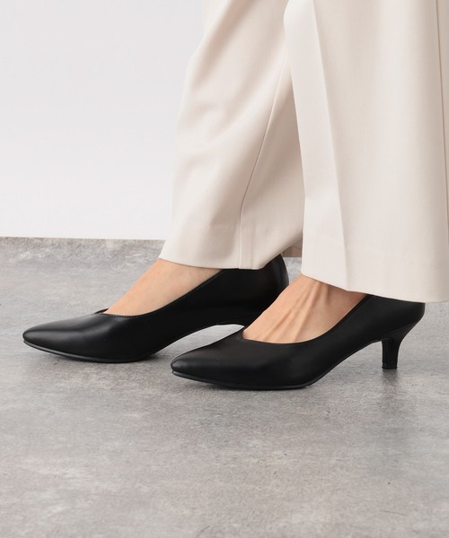 GLOBAL WORK（グローバルワーク）の「らくっション撥水ヒールパンプス/172715（パンプス・レディース・ベージュ/ネイビー/ブラック/ブラック系その他/シルバー/オフホワイト・SMALL/MEDIUM/LARGE/X-LARGE）」の18枚目の写真