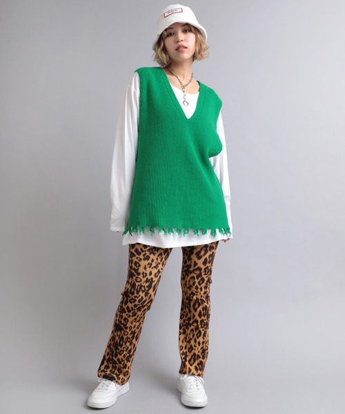 RNA（アールエヌエー）の「K2624 スリットダメージベスト（ベスト・レディース・グリーン/アイボリー/ブラック・MEDIUM）」の12枚目の写真