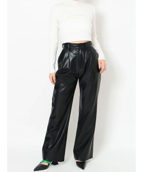 EVRIS(エヴリス)の「フェイクレザーワイドパンツ(その他パンツ・レディース・レッド/ブラック・SMALL/MEDIUM)」の11枚目の写真