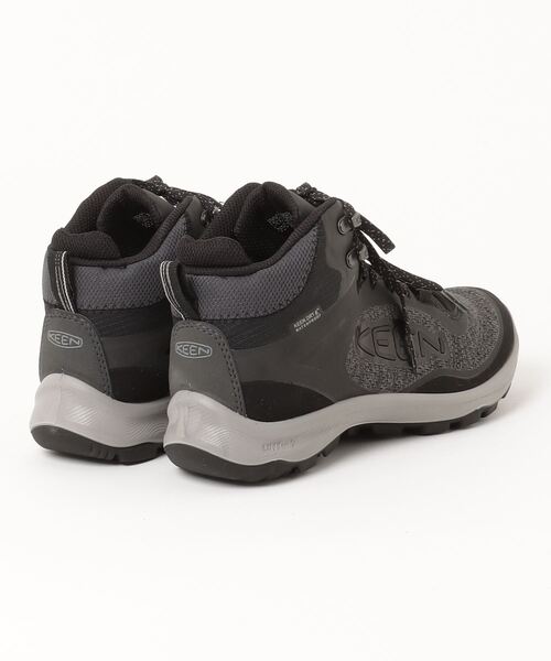 KEEN(キーン)の「TERRADORA FLEX MID WP / テラドーラ フレックス ミッド ウォータープルーフ / レディース 登山靴 トレッキングシューズ 防水(ブーツ・レディース・ブラック・23.5cm/22.5cm/24.5cm/24cm/25cm)」の2枚目の写真