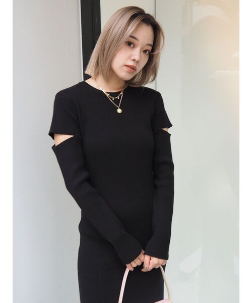 EVRIS（エヴリス）の「スラッシュアームリブニットワンピース（ワンピース・レディース・ブラック/グリーン/アイボリー・FREE）」の15枚目の写真