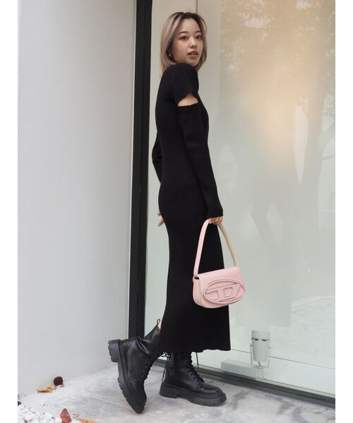 EVRIS（エヴリス）の「スラッシュアームリブニットワンピース（ワンピース・レディース・ブラック/グリーン/アイボリー・FREE）」の20枚目の写真