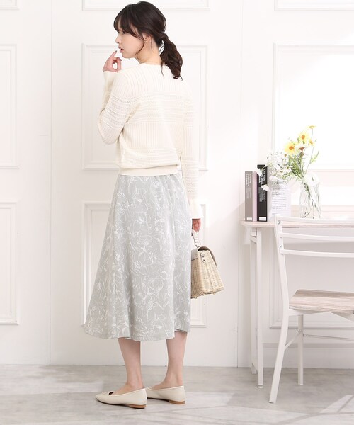 couture brooch(クチュールブローチ)の「◆【ちらっと肌見せで上品フェミニン】透かし編みニット(ニット/セーター・レディース・ブラック/ベビーピンク/アイボリー・38/42)」の5枚目の写真