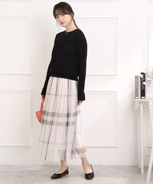 couture brooch(クチュールブローチ)の「◆【ちらっと肌見せで上品フェミニン】透かし編みニット(ニット/セーター・レディース・ブラック/ベビーピンク/アイボリー・38/42)」の13枚目の写真