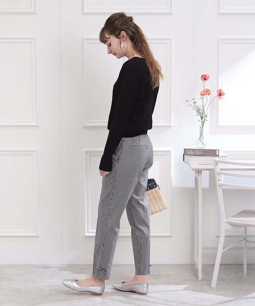 couture brooch(クチュールブローチ)の「◆【ちらっと肌見せで上品フェミニン】透かし編みニット(ニット/セーター・レディース・ブラック/ベビーピンク/アイボリー・38/42)」の16枚目の写真