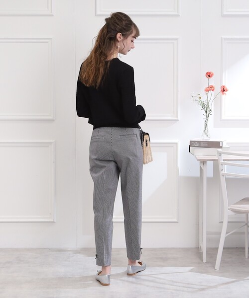 couture brooch(クチュールブローチ)の「◆【ちらっと肌見せで上品フェミニン】透かし編みニット(ニット/セーター・レディース・ブラック/ベビーピンク/アイボリー・38/42)」の17枚目の写真