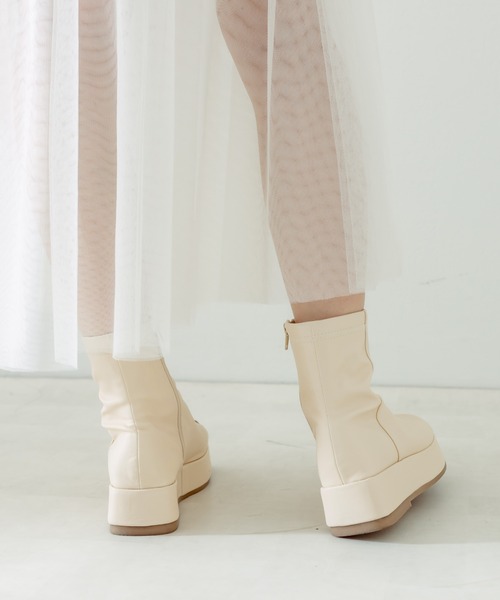 OLIVE des OLIVE（オリーブデオリーブ）の「ブーツサンダル（ブーツ・レディース・アイボリー/ブラック・SMALL/MEDIUM/LARGE）」の7枚目の写真