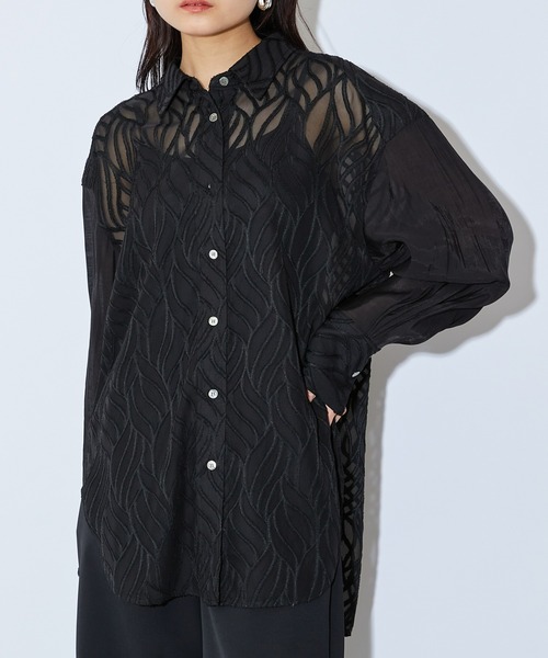 Lui's（ルイス）の「シアースリーブシャツ（シャツ/ブラウス・レディース・ブラック/グリーン・FREE）」の2枚目の写真