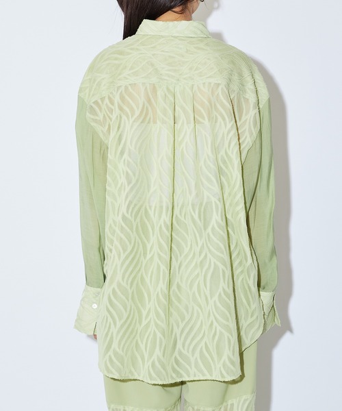 Lui's（ルイス）の「シアースリーブシャツ（シャツ/ブラウス・レディース・ブラック/グリーン・FREE）」の15枚目の写真