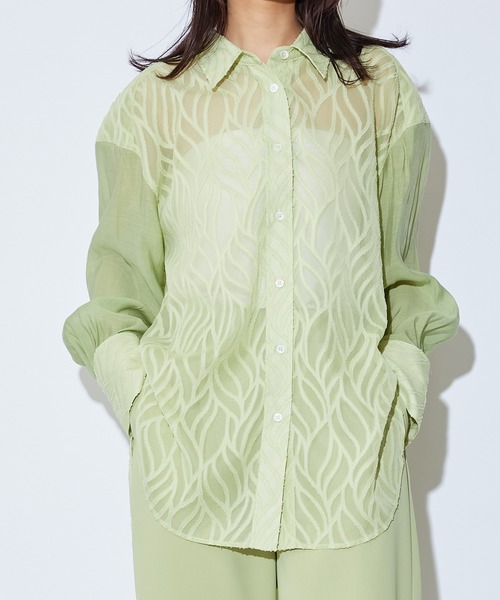 Lui's（ルイス）の「シアースリーブシャツ（シャツ/ブラウス・レディース・ブラック/グリーン・FREE）」の7枚目の写真